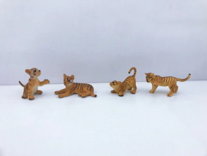 ANIMAL WORLD PLAYSET 19CM PACK X 4 CACHORROS TIGRES