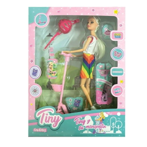 MU&Ntilde;ECA TINY MONOPATIN CON ACCESORIOS