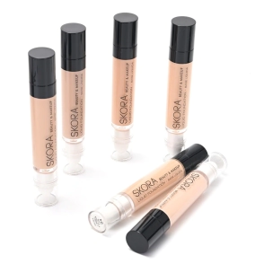 MAQUILLAJE FLUIDO CON APLICADOR SKORA