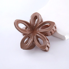 BROCHE TRENDY