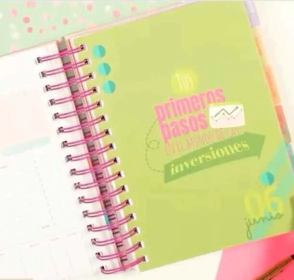 AGENDA 2026 DIARIA 400HJS + REGLA + STICKERS FINANCIERA IBICRAFT