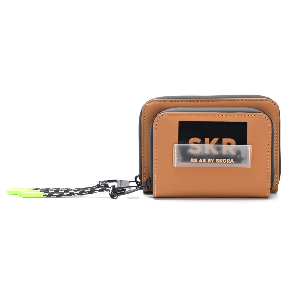BILLETERA SAFI CON BOLSILLO FRONTAL SKORA SUELA