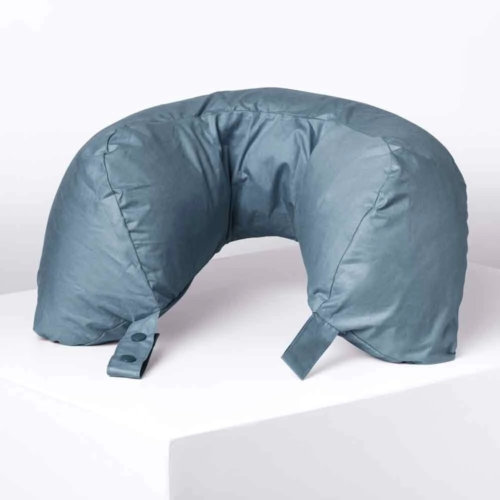 ALMOHADA DE VIAJE DE PLUMAS TRAVEL BLUE