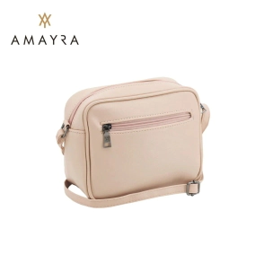 MORRAL AMAYRA NUDE