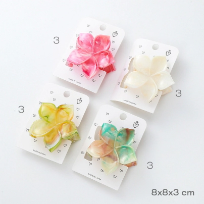 BROCHE TRENDY