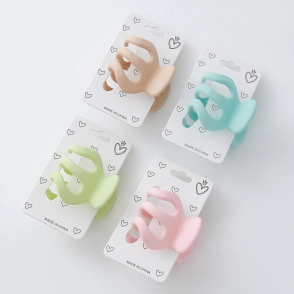 BROCHE TRENDY